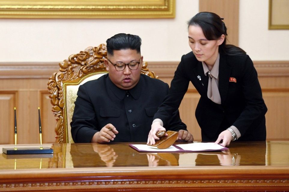 14 Fakta Kim Yo-jong, Perempuan Paling Berkuasa di Korea Utara. Adik Kim Jong-un yang Makin Populer