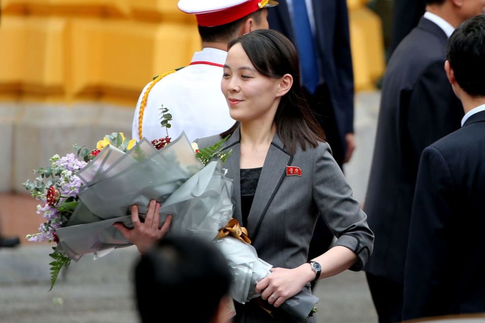 14 Fakta Kim Yo-jong, Perempuan Paling Berkuasa di Korea Utara. Adik Kim Jong-un yang Makin Populer