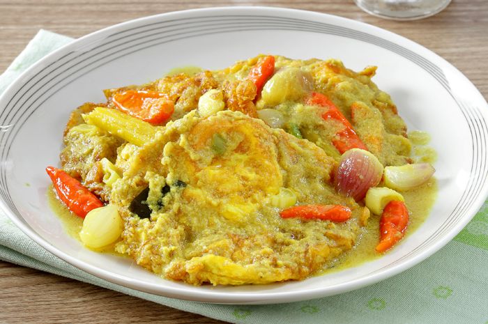 8 Resep Telur Ceplok yang Nggak Cuma Polosan Doang. Bumbunya Lezat, Selera Makan Meningkat!