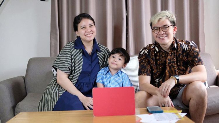 Khawatir Corona, Tya Ariestya Stop Sekolahkan Anaknya 1 Tahun ke Depan dan Pilih Belajar di Rumah
