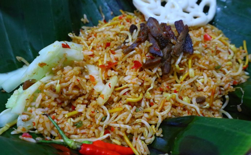 8 Resep Nasi Goreng ala Tek Tek Sampai Solaria yang Nggak Mustahil Dimasak Sendiri di Dapurmu