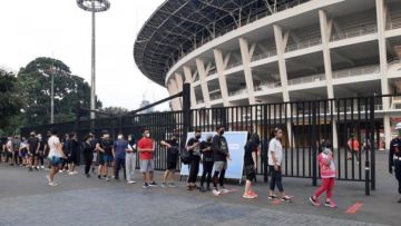 PSBB Transisi, Ratusan Warga Padati Kompleks Stadion GBK. Sudah Pada Kangen Olahraga