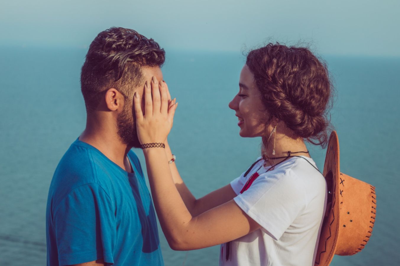 5 Tips yang Akan Membantumu Tetap Berhubungan Baik dengan Mantan. Kalau Bisa Temenan, Kenapa Harus Musuhan?
