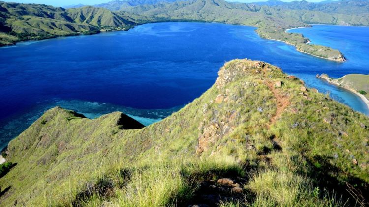 3 Destinasi Unik Ini Hanya Ada di Indonesia Lho! Emang Pesonanya Nggak Main-Main