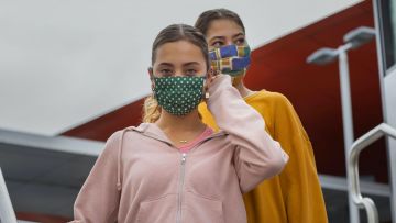 5 Cara Jadi Teman yang Baik di Tengah Pandemi. Saling Support Hadapi Segala Ketidakpastian Ini