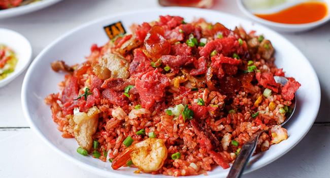 8 Resep Nasi Goreng ala Tek Tek Sampai Solaria yang Nggak Mustahil Dimasak Sendiri di Dapurmu