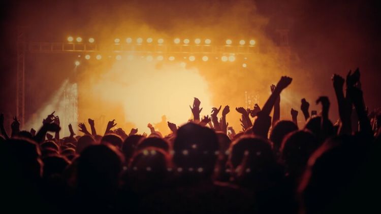 Alasan Lagu Metal Selalu Dibilang Lagu Setan, Padahal Setiap Liriknya Related Banget dengan Kehidupan