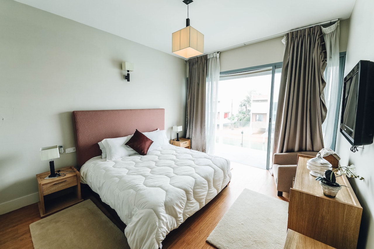 Beza king dan shop queen bed
