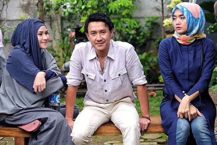 Sering Dianggap Absurd oleh Anak Muda, Siapa Sangka 6 Sinetron ini Jadi Favorit Dikalangan Ibu-Ibu