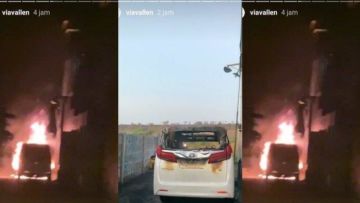 Mobil Mewah Dibakar Orang Tak Dikenal, Rumah Via Vallen Nyaris Habis Dilalap Api