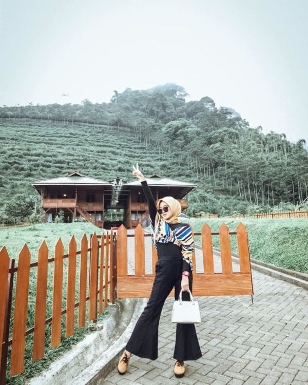 Potret Lembah Indah Malang, Glamping Sekaligus Wisata Alam yang Menyajikan Pemandangan Paripurna!