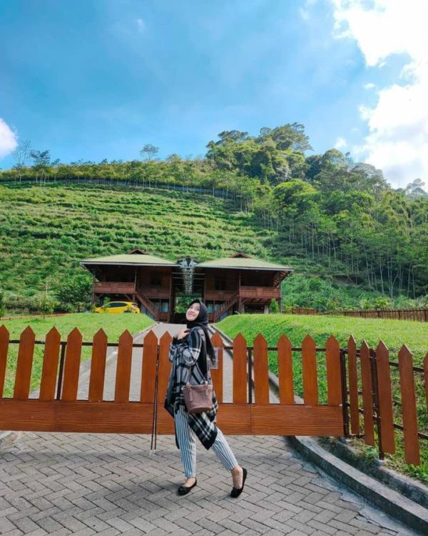 Potret Lembah Indah Malang, Glamping Sekaligus Wisata Alam yang Menyajikan Pemandangan Paripurna!