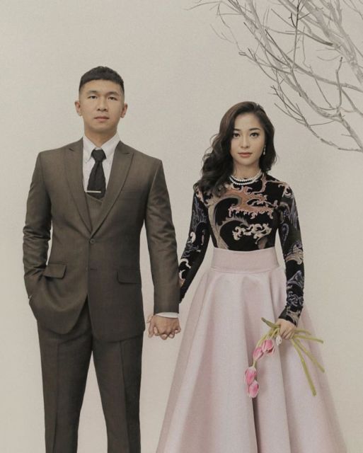 9+ Foto Pre-wedding Nikita Willy-Indra Priawan. Dari Pakai Sarimbit sampai Setelan Serasi!