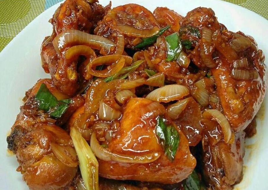 8 Resep Ayam Goreng dari Bumbu Lengkuas Sampai Kecap Pedas. Racikan Ungkepnya Beda Semua