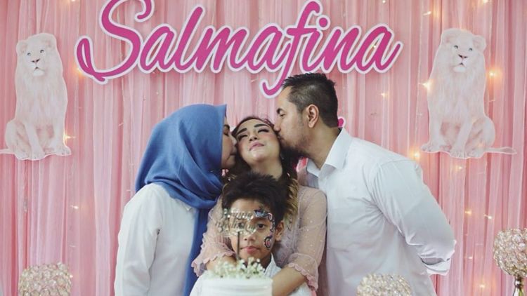 Meski Sudah Berpindah Keyakinan, Salmafina Tetap Belikan Hewan Kurban untuk sang Ibunda