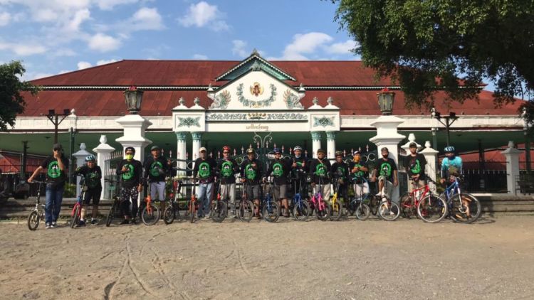 Kegiatan Komunitas Sepeda Lipat di Magelang. Tetap Olahraga Sambil Patuhi Protokol Kesehatan