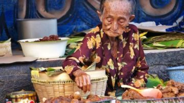Selamat Jalan Mbah Lindu, Penjual Gudeg Legendaris di Jogja yang Meninggal dalam Usia 100 Tahun