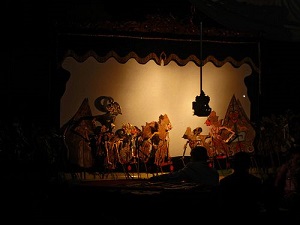 Menemukan Sisi Menarik dari Seni Pagelaran Wayang