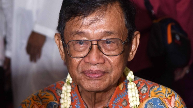 Dunia Sastra Indonesia Kembali Berduka, Sastrawan Ajip Rosidi Susul Kepergian Sapardi Djoko Damono
