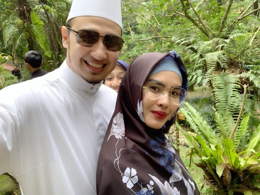 10 Artis Indonesia yang Taaruf Sebelum Menikah. Pacarannya Setelah Sah