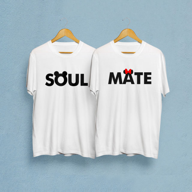 Ironi Tren Kaos Couple yang pernah Dianggap Romantis. Padahal Sekarang mah Nggak Banget :(