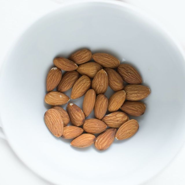 Bumil, Jangan Takut Ngemil! Ini 7 Jenis Kacang Buat Camilan Sehat Selama Kehamilan