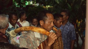 Mengulik Belis atau Mas Kawin Berharga Fantastis di Flores NTT. Bukan Emas, tapi Gading Gajah!