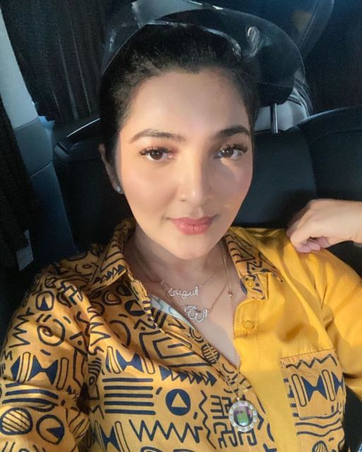 Bikin Salut,10 Artis ini Tetap Melanjutkan Pendidikan Meski Sudah Berumah Tangga. Inspiratif!