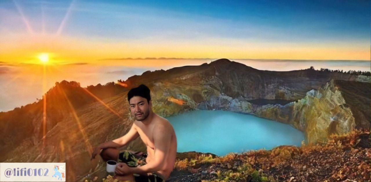 13 Foto Choi Siwon Hasil Editan Warganet. Kocak, Siwon Jadi Ada di Mana-mana!