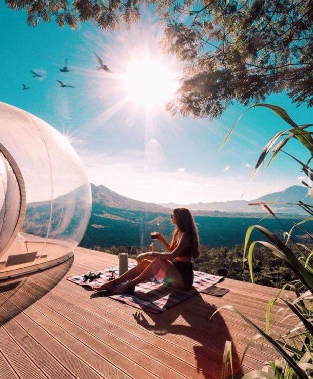 Pariwisata Dibuka Kembali, Lebih dari 4000 Wisatawan Kunjungi Bali di Hari Pertama. Aman Nggak ya?