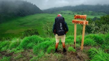 Viral Pendaki Dugem Massal di Savana Propok Lombok. Langgar New Normal dan Etika Pendakian!