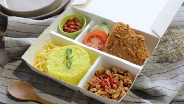 5 Keuntungan Menyajikan Nasi Kotak untuk Acara Spesial. Praktis dan Murah!