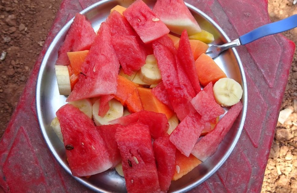 Rahasia di Balik Salad Buah yang Awet dan Sausnya Nggak Cepat Berair. Bisa Dimakan Besok Lagi