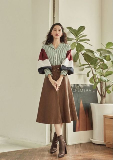 Cara Berbusana Buatmu yang Bertubuh Kurus dan Tinggi Ala Cewek Korea. Fix, Memesona!