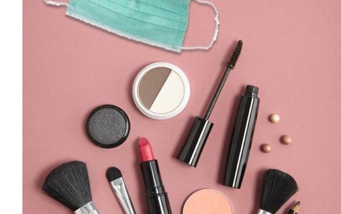 Memahami Pentingnya Tetap Pakai Makeup Selama Work from Home, Marina Luncurkan “Marina Glow Ready”