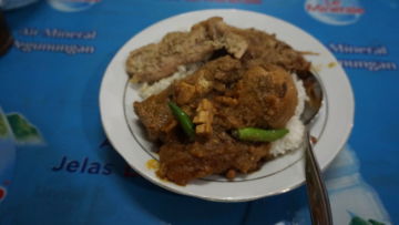 Gudeg Permata, Kuliner Malam yang Lezat nan Legendaris di Kota Jogja. Pecinta Gudeg Wajib ke Sana!