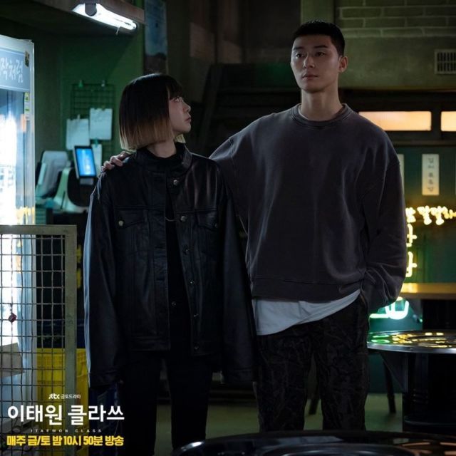 8 Pasangan Romantis Drama Korea Tahun 2020 yang Berhasil Bikin Baper Penonton. Ada Idolamu?