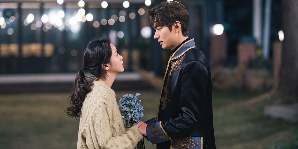 8 Pasangan Romantis Drama Korea Tahun 2020 yang Berhasil Bikin Baper Penonton. Ada Idolamu?