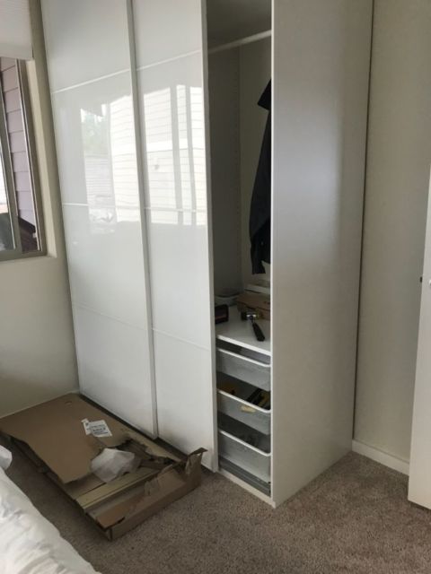 7 Model Lemari Pakaian Minimalis yang Pas untuk Mengisi Kamar Sempit. Lumayan Sisa Celah Dikit