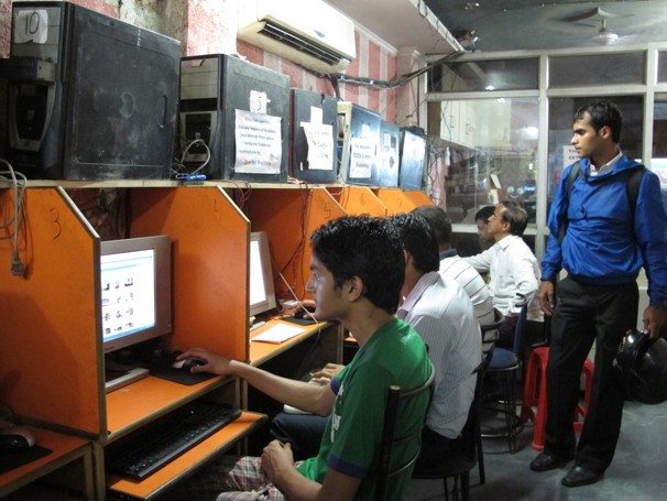 Uniknya Warnet di 5 Negara, Ternyata Dijadikan Penginapan untuk Orang Jepang yang Kurang Mampu