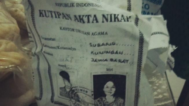 Dari Hasil Ujian Sampai Ijazah, inilah 11 Kertas Nggak Terduga yang Jadi Bungkus Gorengan 28 Dari Hasil Ujian Sampai Ijazah, inilah 11 Kertas Nggak Terduga yang Jadi Bungkus Gorengan