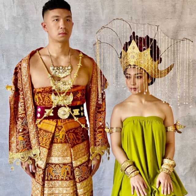 Nikita Willy-Indra Priawan Pre-wedding Kenakan Baju Adat, Intip yuk Detail Busana dan Mahkotanya!
