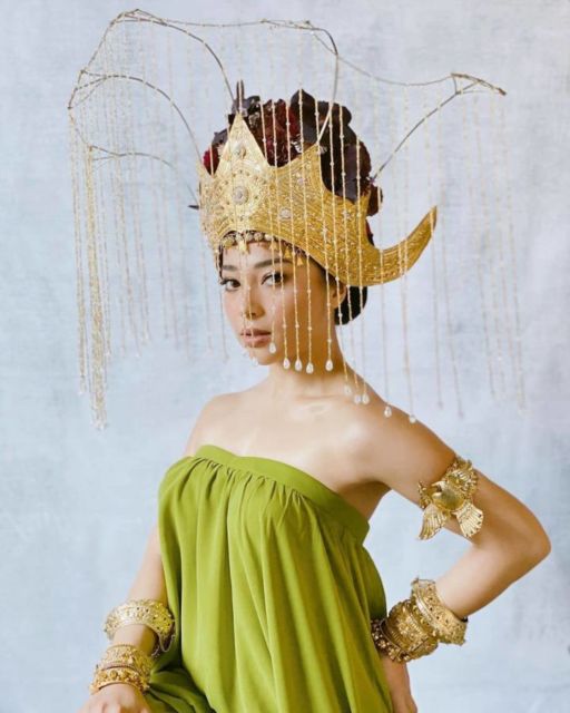 Nikita Willy-Indra Priawan Pre-wedding Kenakan Baju Adat, Intip yuk Detail Busana dan Mahkotanya!