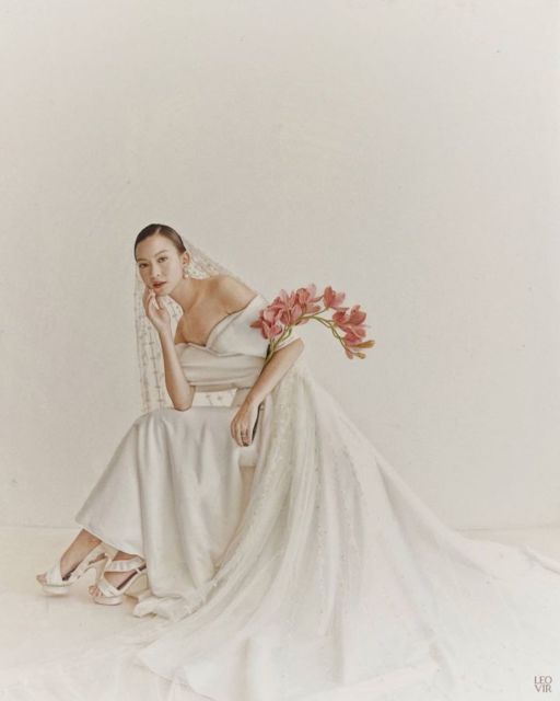 12 Potret Pre-wedding Karina Nadila. Cantik dan Elegan, Gandeng MUA-nya Agnes Monica!