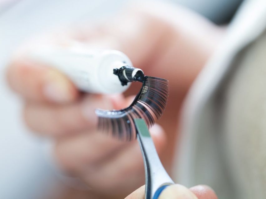 7 Tips Agar Bulu Mata Tumbuhnya Lentik dan Nggak Gampang Rontok. Eyelash Extension? Nope!