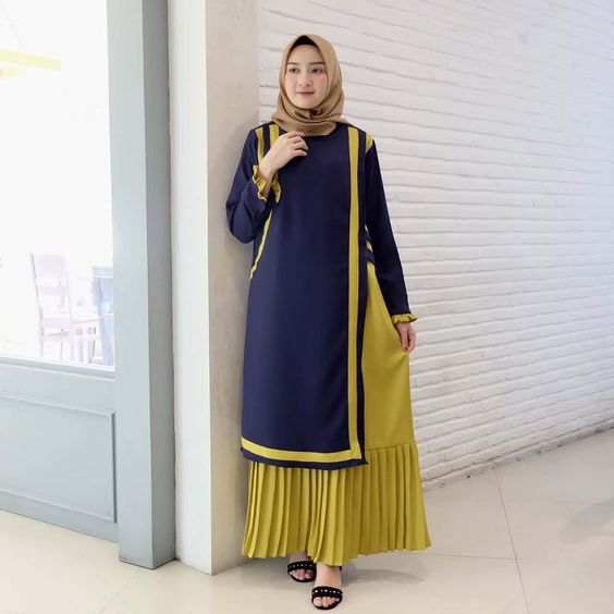 Bukan Cuma Rok Plisket, Ini Potret Gamis Plisket yang Bikin Penampilan Makin Santun
