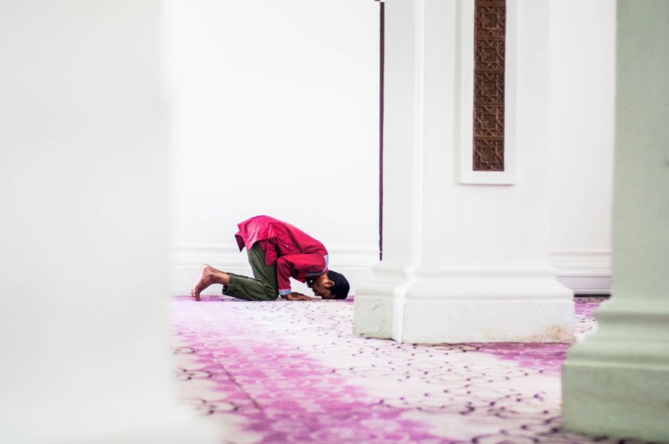 Tata Cara Sholat Dhuha yang Bisa Diikuti. Memperlancar Urusan dan Mendekatkan Ladang Rezeki