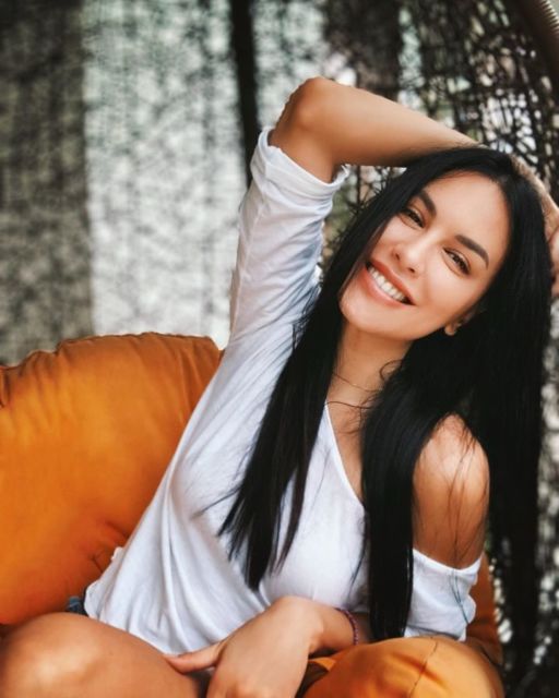 Berusia Lebih dari 50 Tahun, 10 Artis Indonesia ini Tetap Cantik dan Bugar. Seolah Nggak Menua!