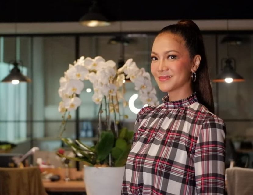 Berusia Lebih dari 50 Tahun, 10 Artis Indonesia ini Tetap Cantik dan Bugar. Seolah Nggak Menua!
