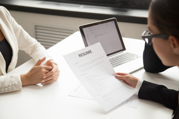 Perbedaan Interview HRD dan User. Sst, Ada Bocoran Tips Biar Berhasil Sampai Nego Gaji!